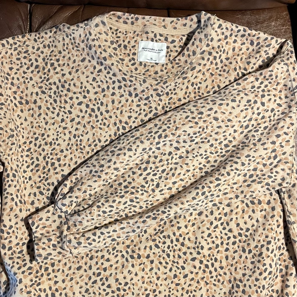 SoftAF Crewneck Cheetah Spots